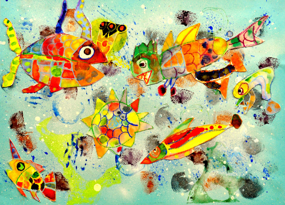 いろんな魚が遊んでる！